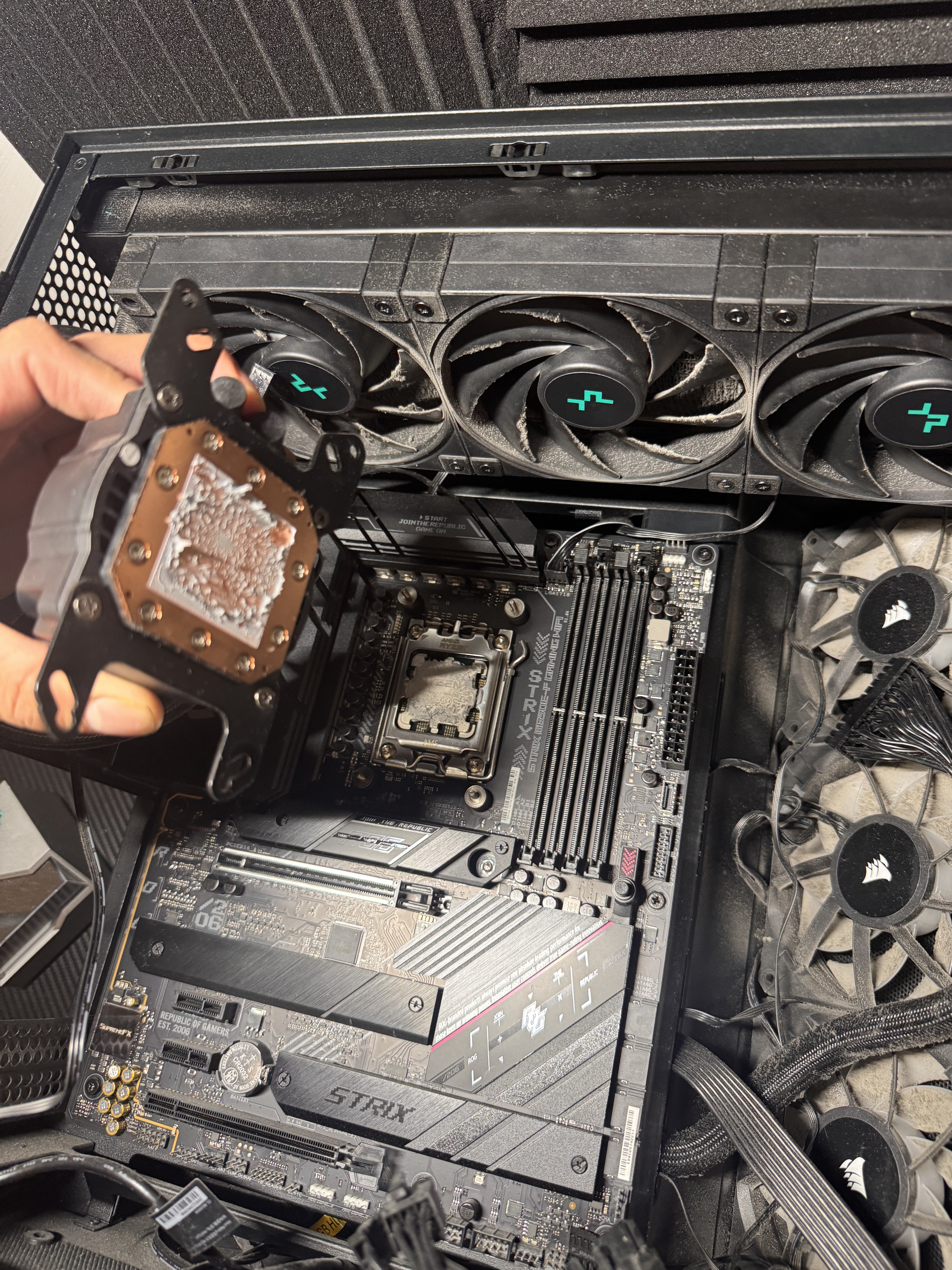 PC cooler removed during thermal paste maintenance